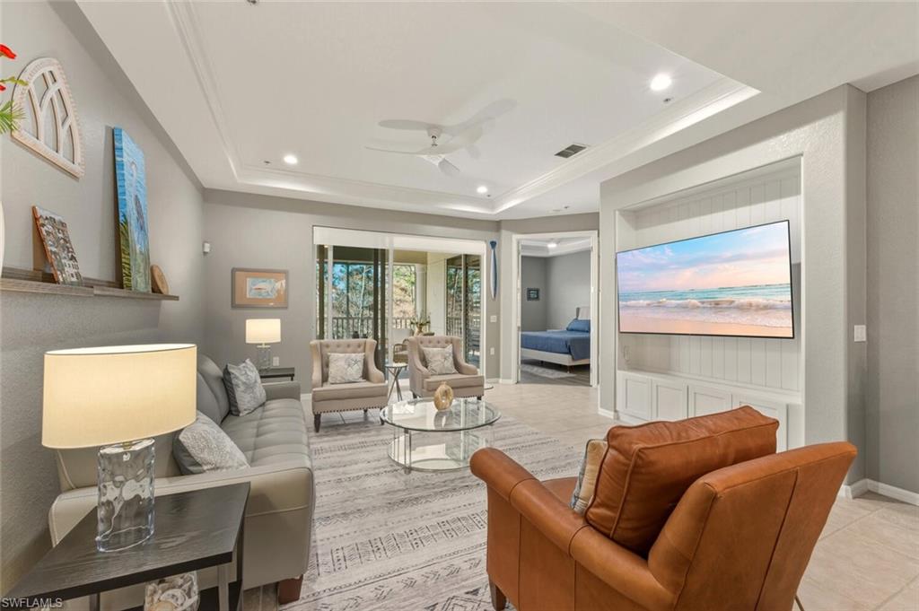 LAKE BARRINGTON - Residential