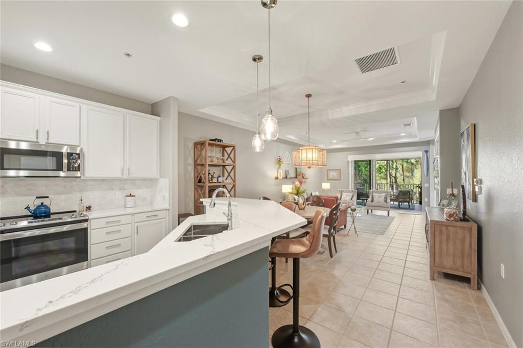 LAKE BARRINGTON - Residential