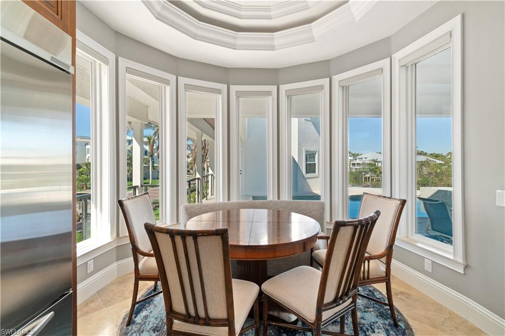 BAREFOOT BEACH - Residential