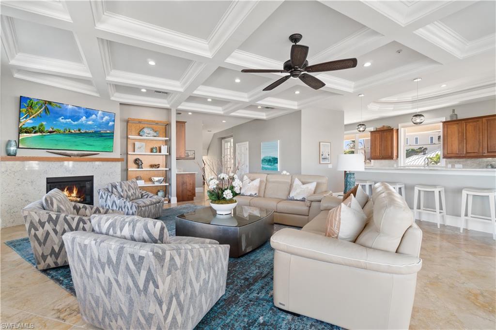 BAREFOOT BEACH - Residential