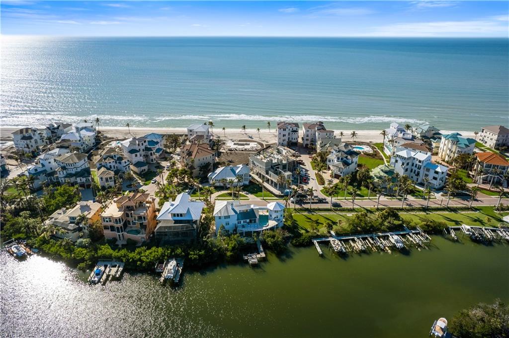 BAREFOOT BEACH - Residential