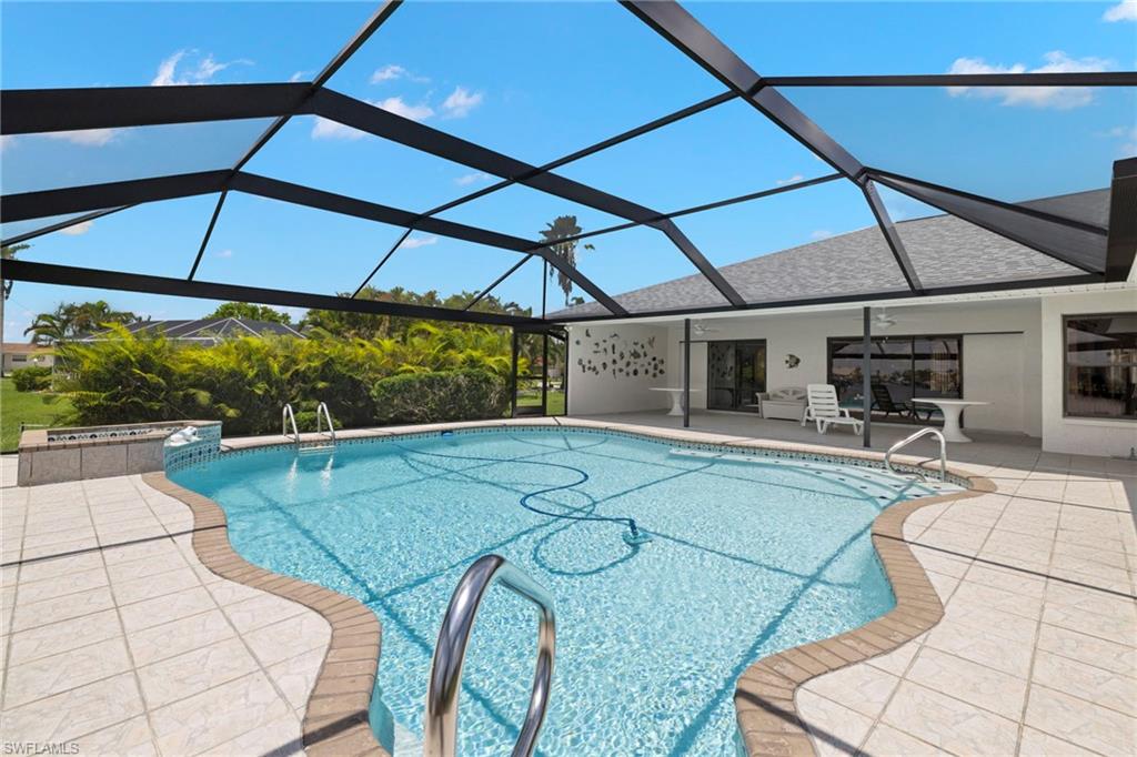 YACHT CLUB - Residential
