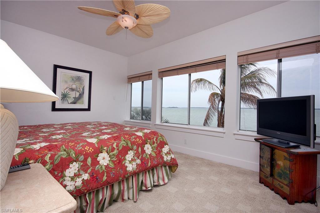 SANIBEL HARBOURS - Residential