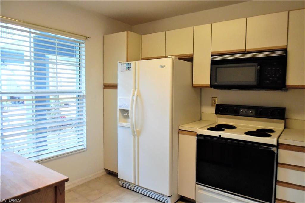 SUMMERLIN TRACE CONDO - Residential