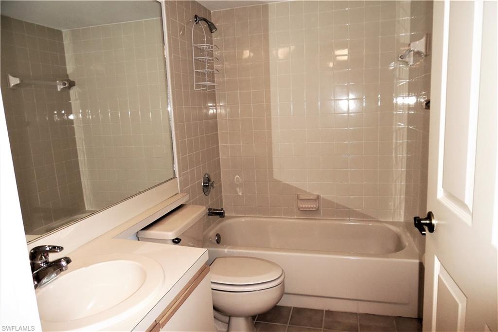 SUMMERLIN TRACE CONDO - Residential