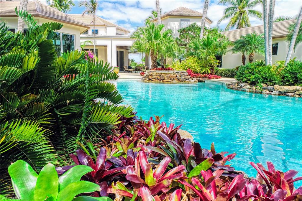 OLDE NAPLES - Residential