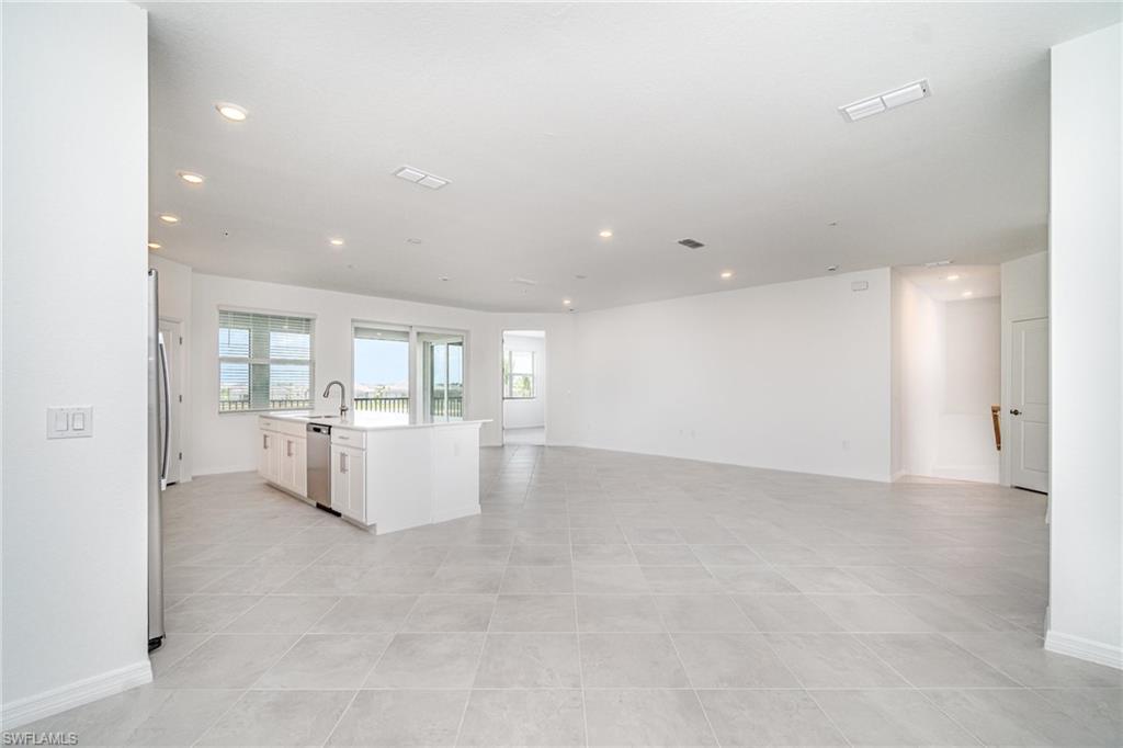 WEBBS RESERVE - Residential Lease