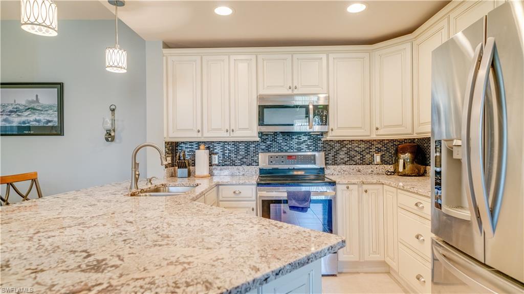 ISLES OF PORTO VISTA - Residential