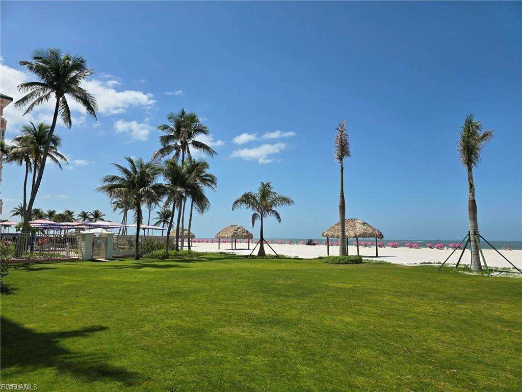 SANIBEL VIEW VILLAS - Residential