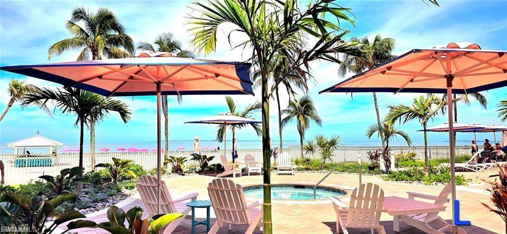 SANIBEL VIEW VILLAS - Residential