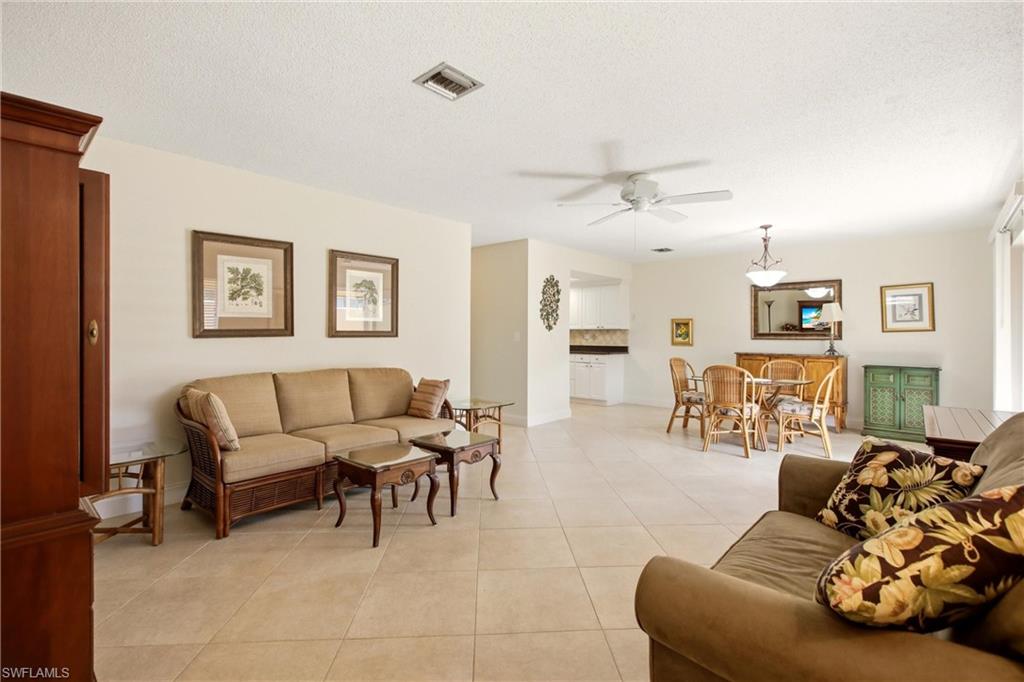 GLADES COUNTRY CLUB - Residential