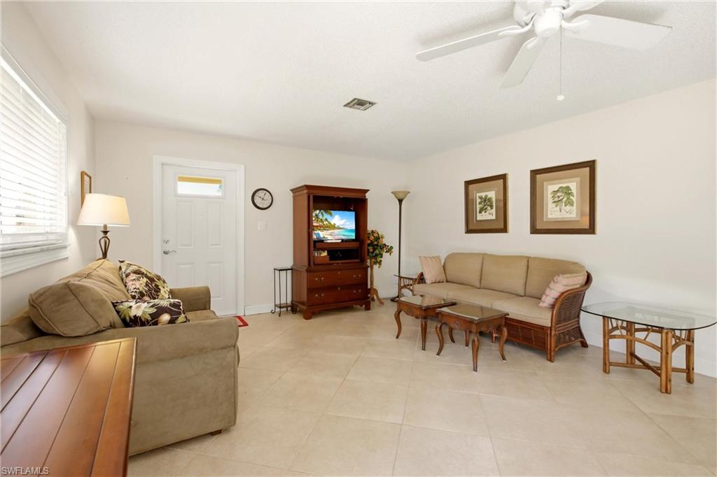 GLADES COUNTRY CLUB - Residential