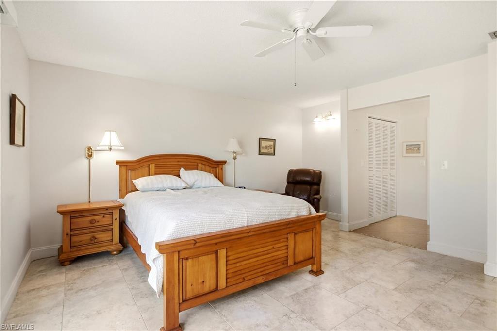 GLADES COUNTRY CLUB - Residential