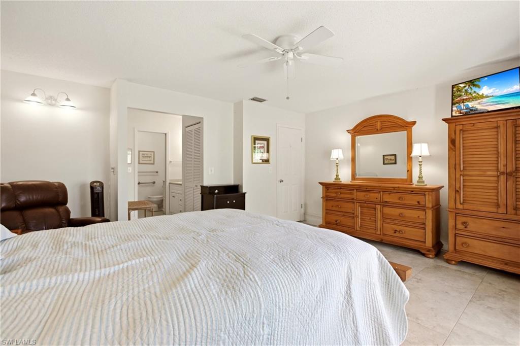 GLADES COUNTRY CLUB - Residential