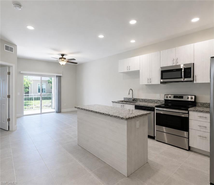 CAPE CORAL - Residential Lease