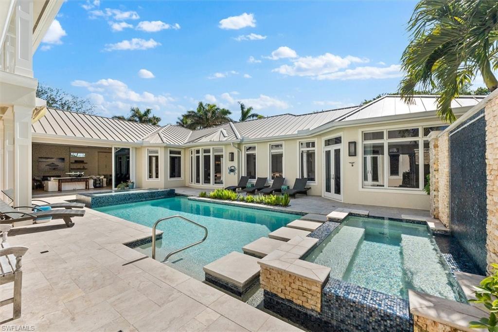 OLDE NAPLES - Residential