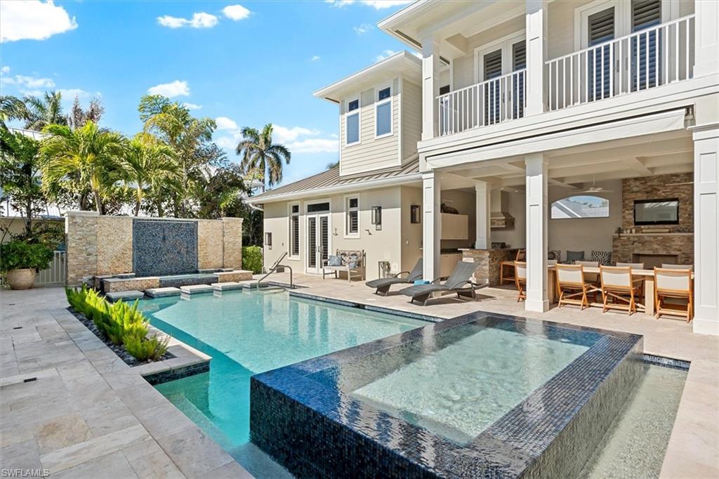 OLDE NAPLES - Residential