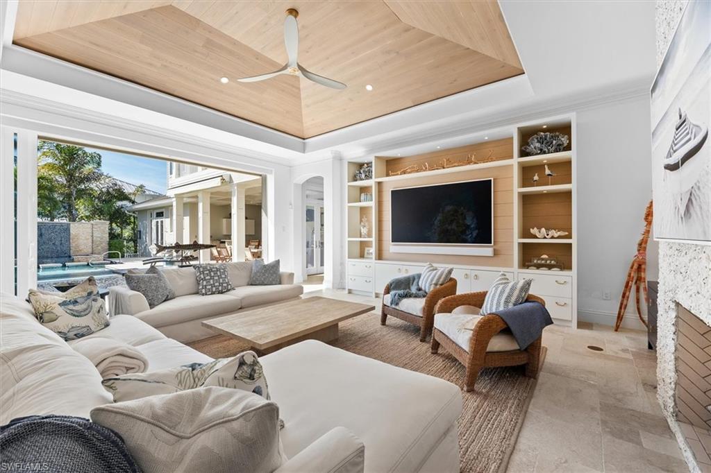 OLDE NAPLES - Residential