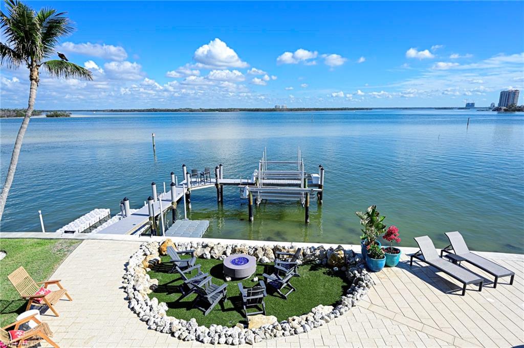 LAGUNA SHORES - Residential