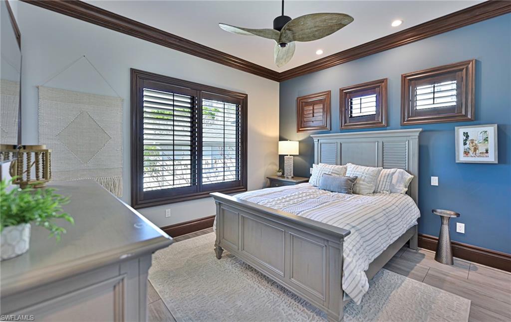 LAGUNA SHORES - Residential