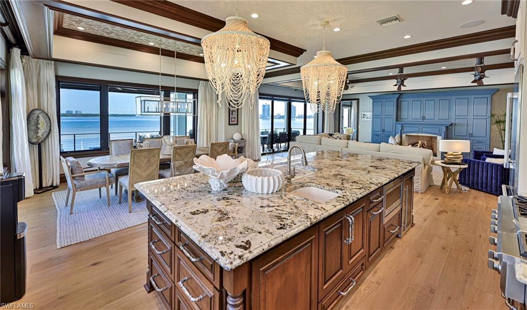 LAGUNA SHORES - Residential