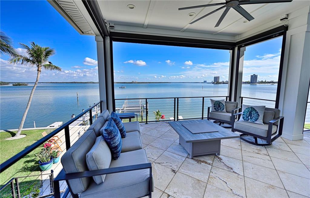 LAGUNA SHORES - Residential
