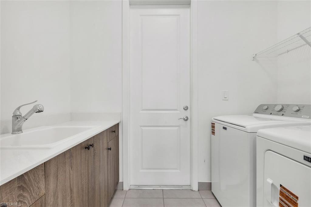 MAPLE RIDGE - Residential