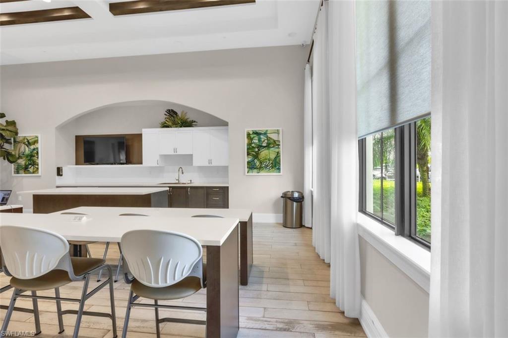 MAPLE RIDGE - Residential