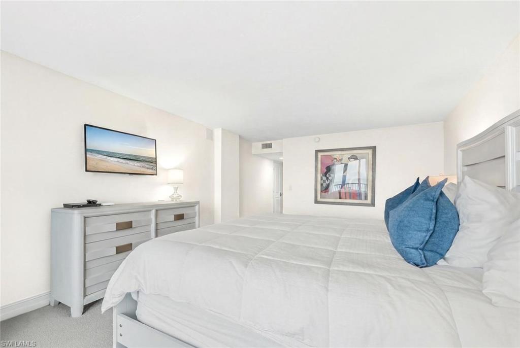 ADMIRALTY POINT - Residential