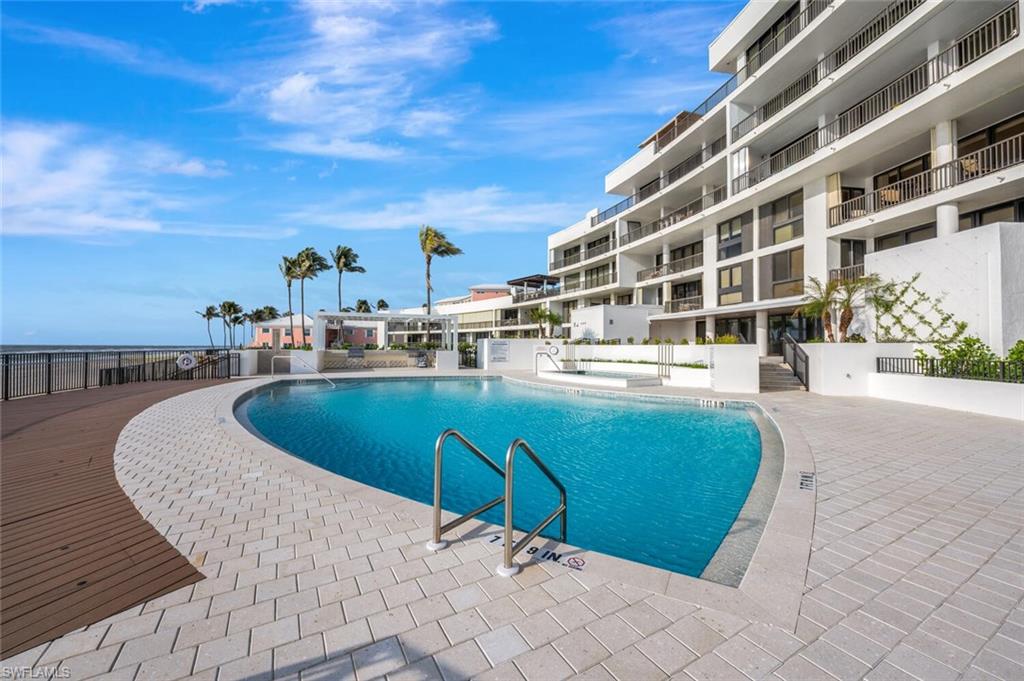 ADMIRALTY POINT - Residential