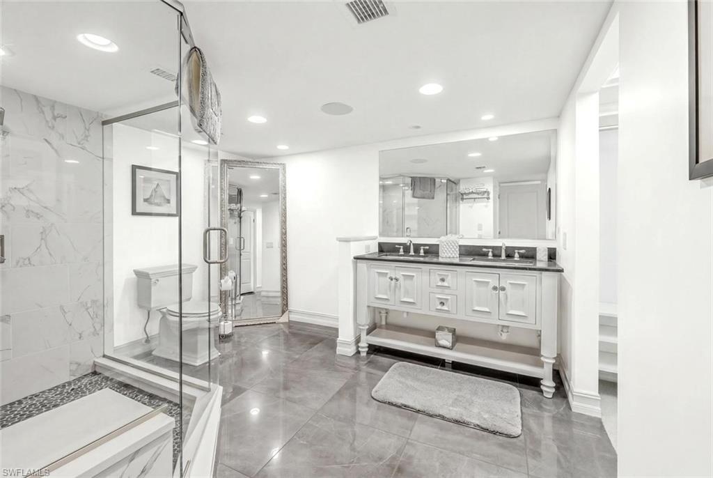 ADMIRALTY POINT - Residential