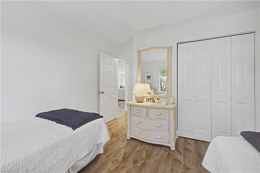 CHATHAM SQUARE - Residential Lease