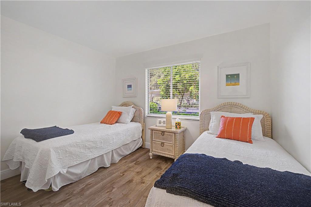 CHATHAM SQUARE - Residential Lease