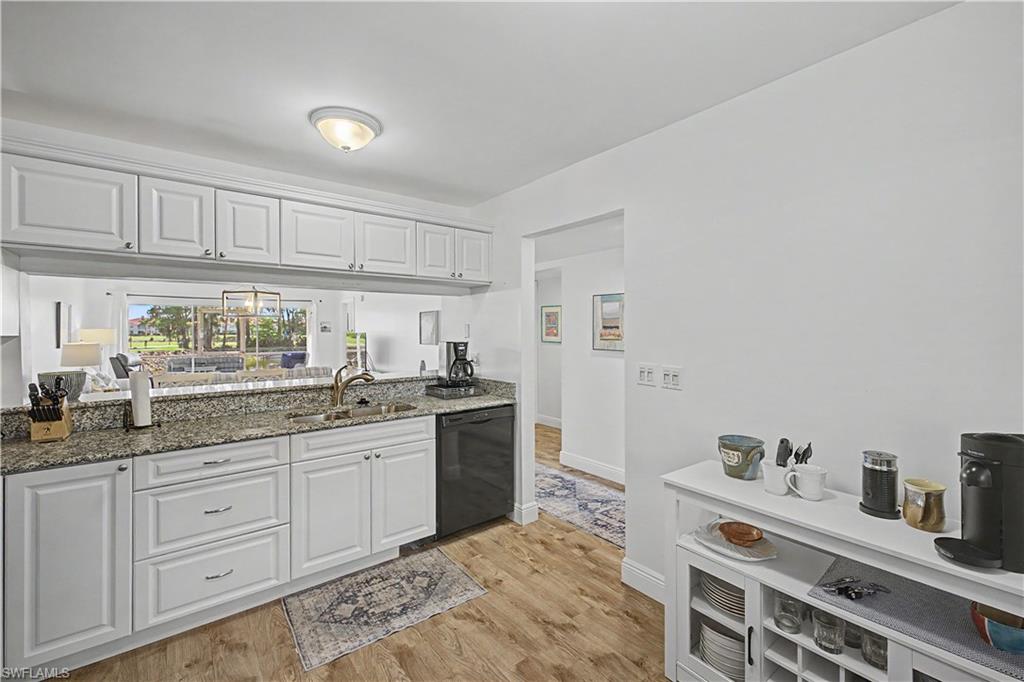 CHATHAM SQUARE - Residential Lease