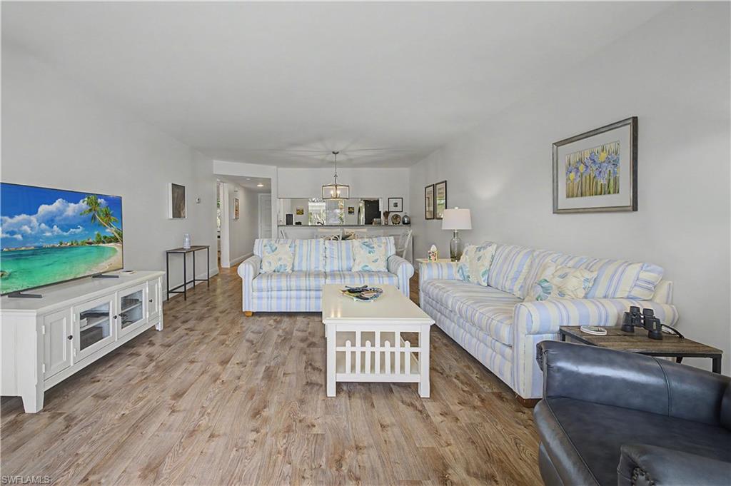 CHATHAM SQUARE - Residential Lease