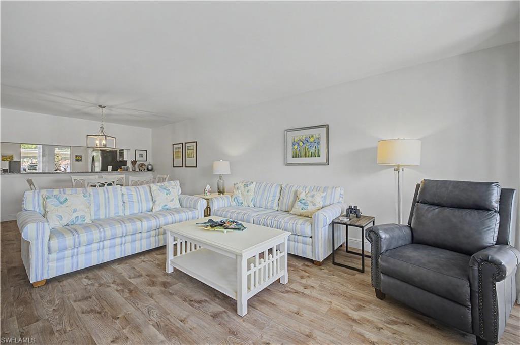 CHATHAM SQUARE - Residential Lease