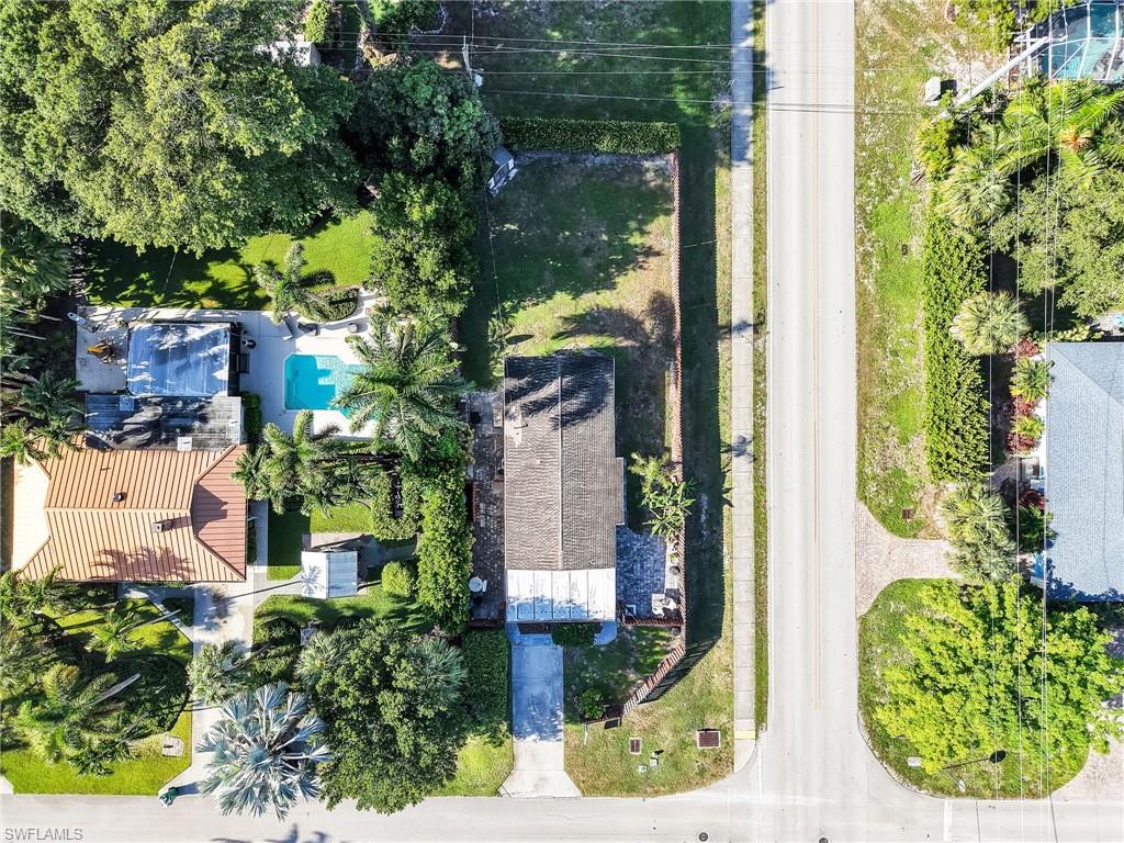 NAPLES PARK - Residential