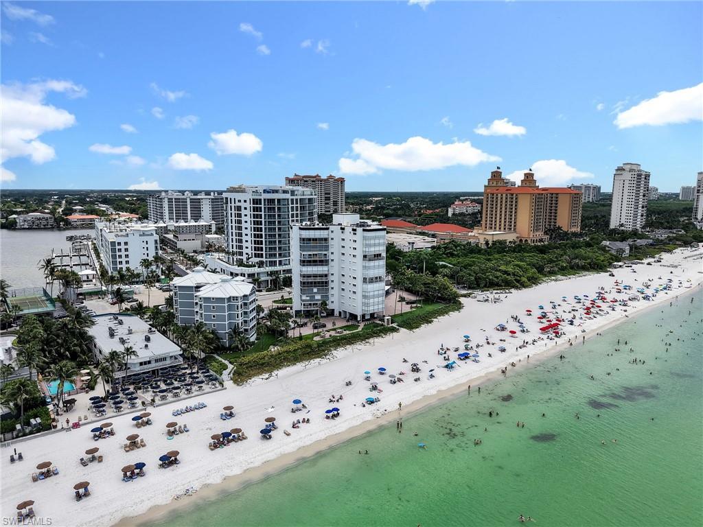 NAPLES PARK - Residential