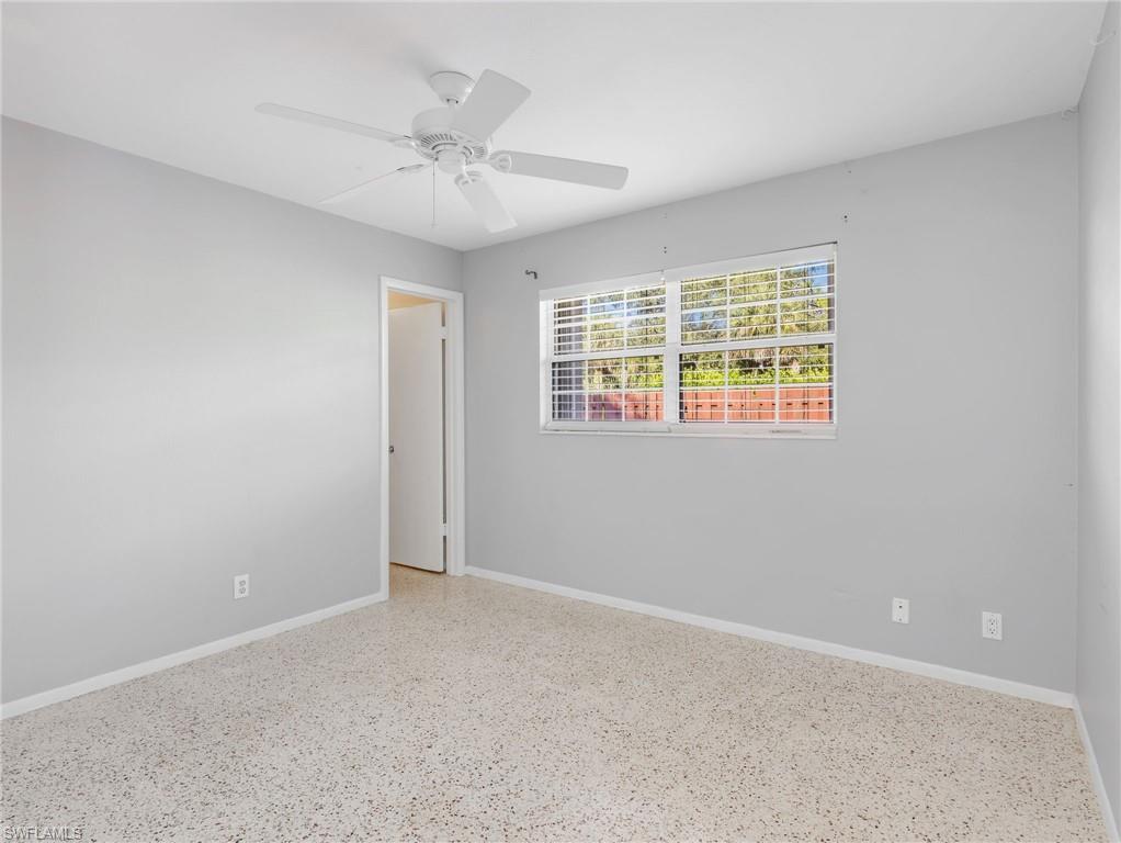 NAPLES PARK - Residential