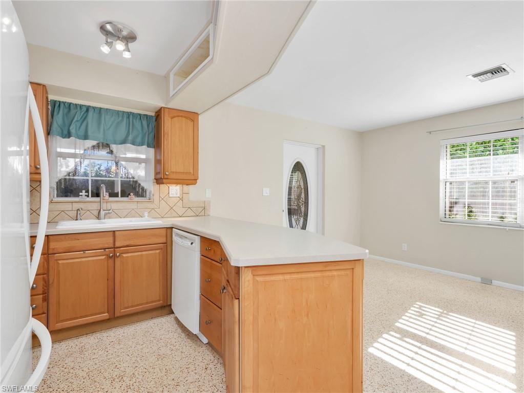 NAPLES PARK - Residential