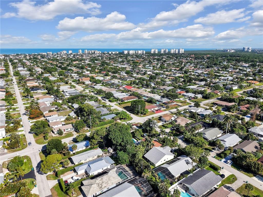 NAPLES PARK - Residential