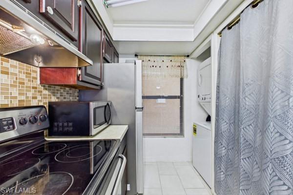 ROGERS COURT CONDOMINIUM - Residential