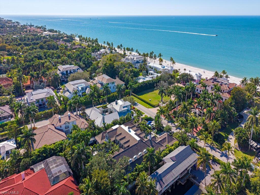 OLDE NAPLES - Residential