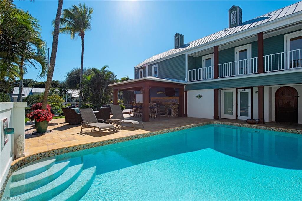 AQUALANE SHORES - Residential