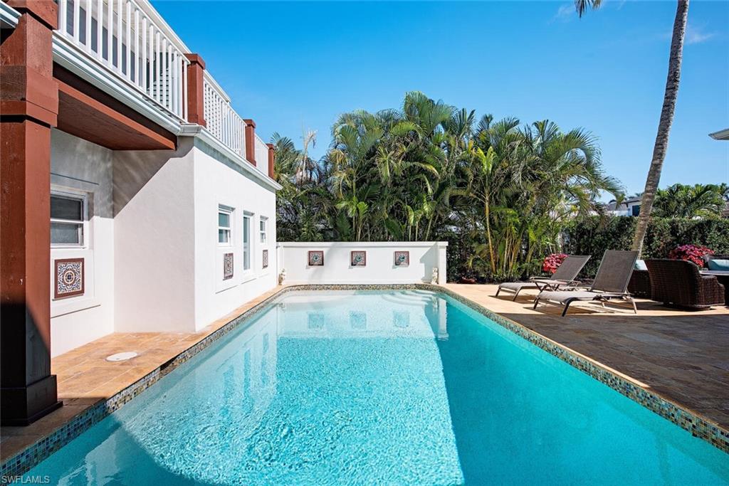 AQUALANE SHORES - Residential