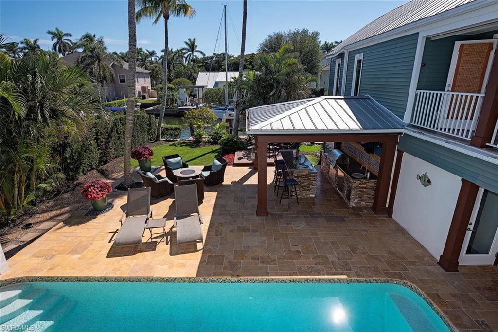 AQUALANE SHORES - Residential