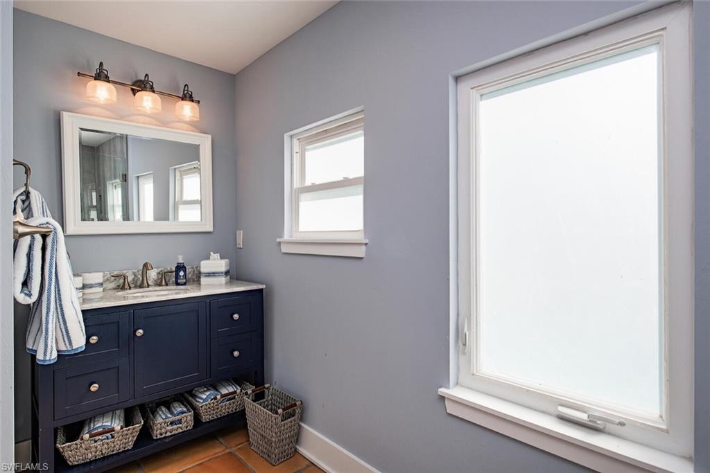 AQUALANE SHORES - Residential