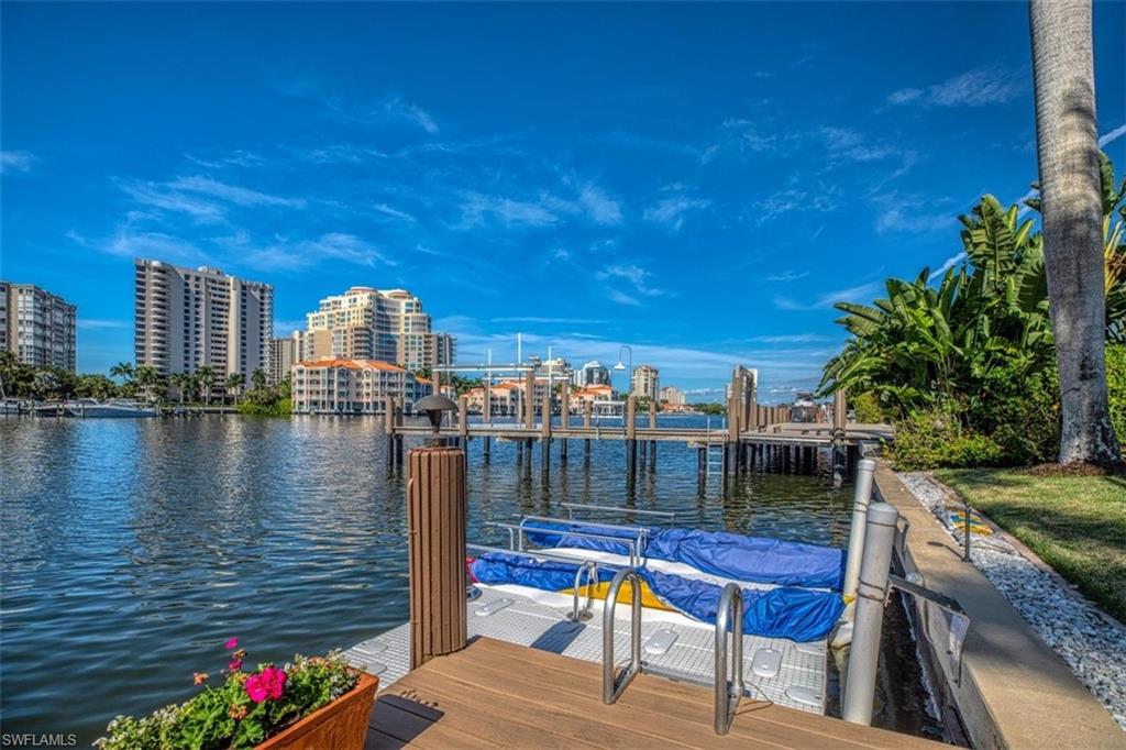 PARK SHORE - Residential
