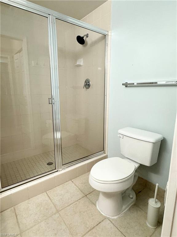 RESERVE AT NAPLES - Residential Lease