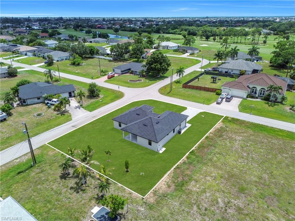 CAPE CORAL - Residential